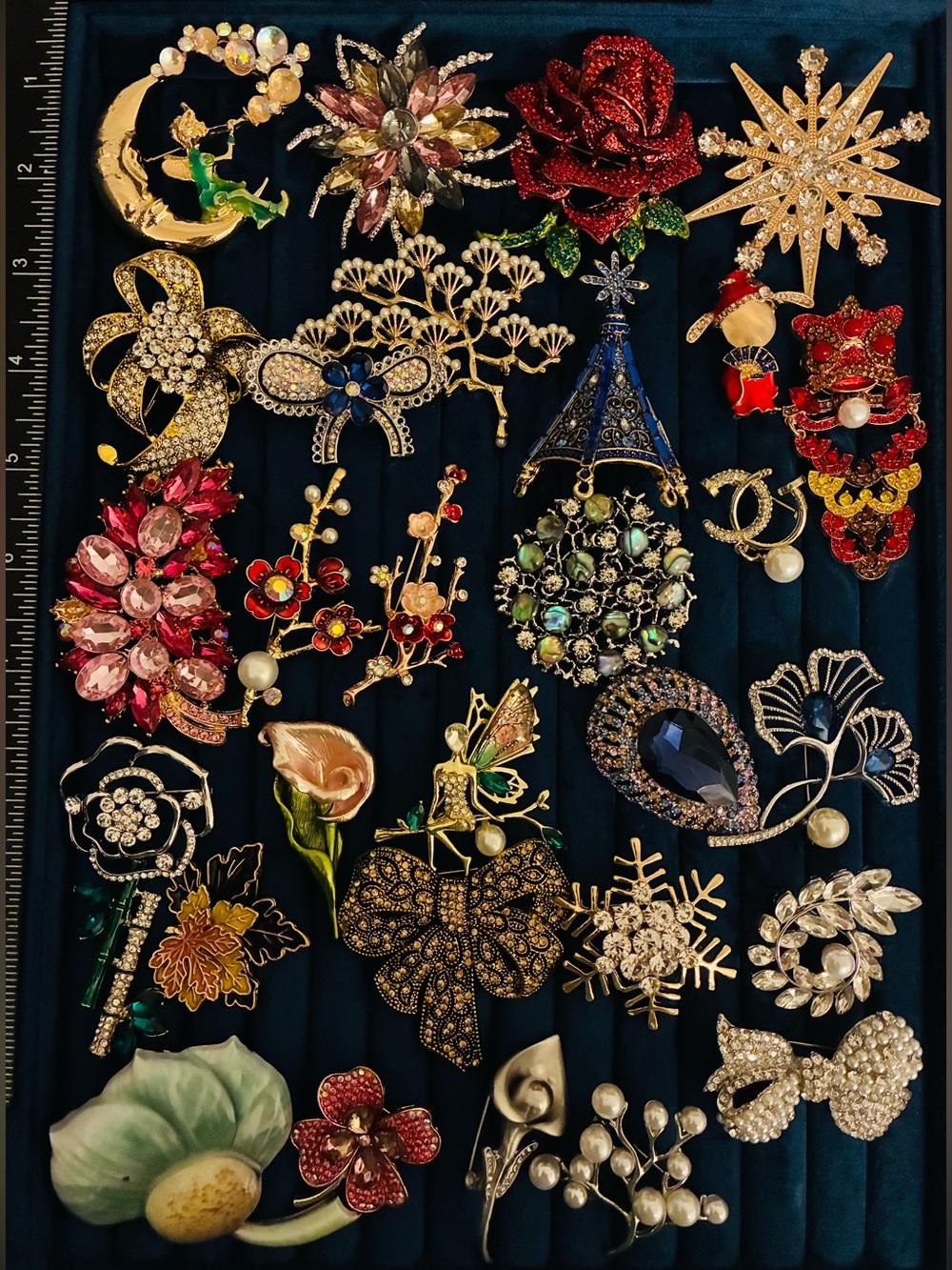 Lot of 30 Mixed Statement Brooch Pins Rhinestone Enamel Flower Bow Gift